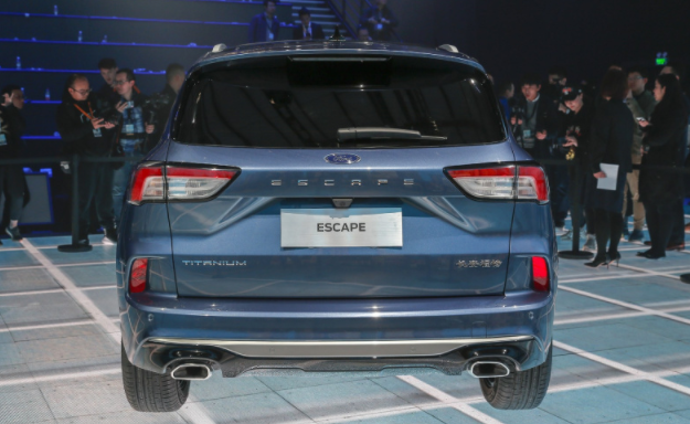 长安福特escape将于广州车展公布中文名,两种动力,或配8at 四驱