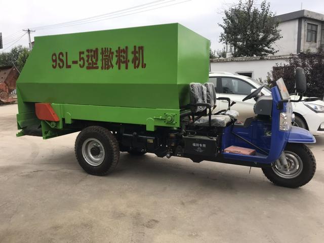 想修建标准养牛场,这4类机械设备不能少,能大幅提高工作效率
