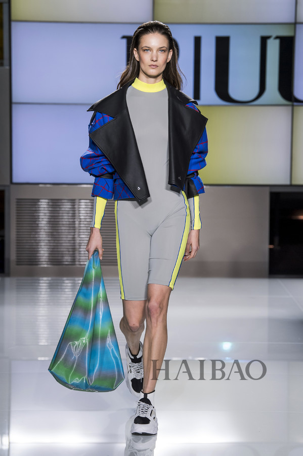biuu 2019秋冬男装秀,海报带你亲临2019秋冬米兰男装周