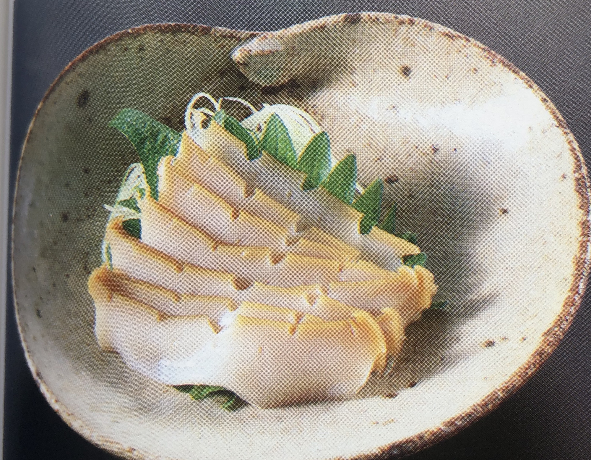 鲍鱼是海八珍之首,看日本料理怎么做!