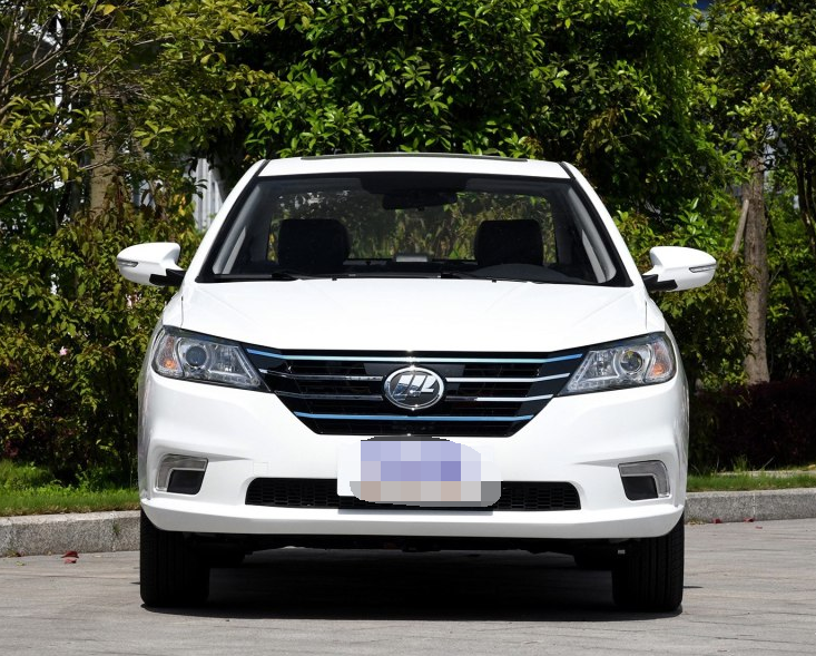 造型非常漂亮的力帆650ev,整体也非常具有运动感,开着它很舒服