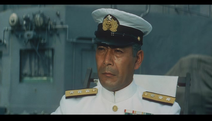 被从空中击落,为什么他的尸体保持坐姿?山本五十六死亡的那些事