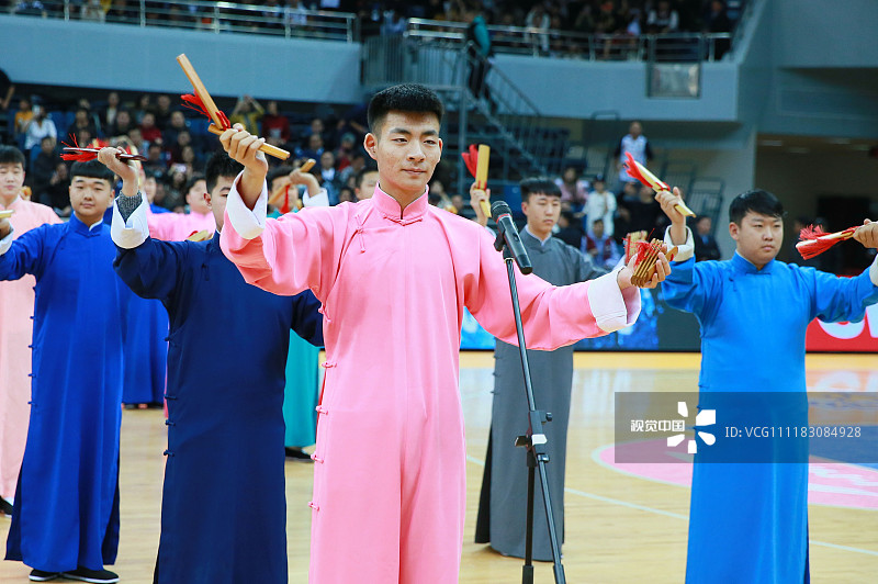 18/19cba第23轮:天津荣钢vs辽宁衡业 场歇相声表演者说快板