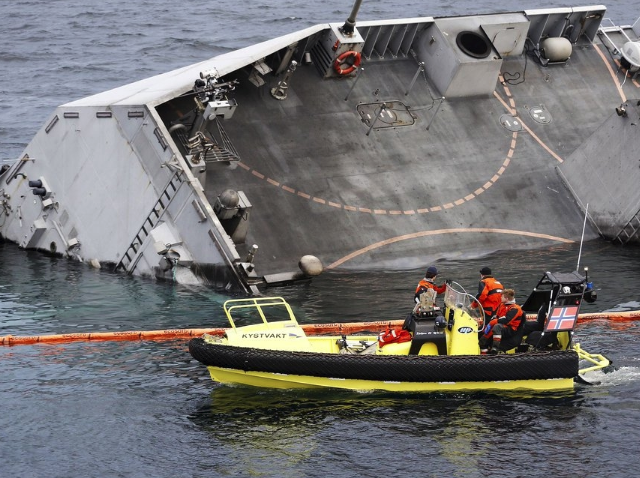 有救了!中国造打捞船现身,沉没的神盾舰重见天日