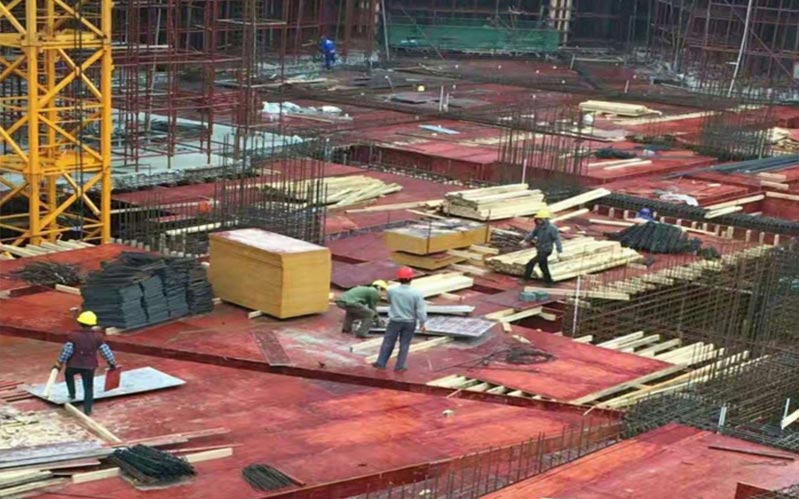 圆柱木模板在建筑行业中的应用与创新