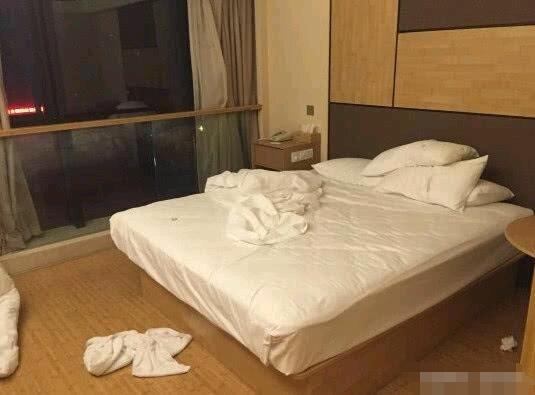 宾馆保洁阿姨抱怨:最不愿打扫的就是钟点房,实在太尴尬了