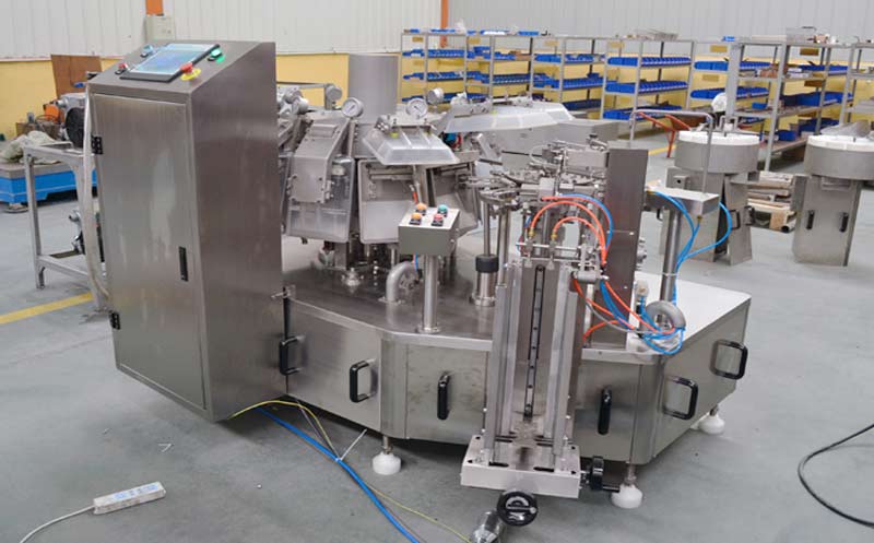 带您分析一下咸鸭蛋给袋式真空包装机的技术特点