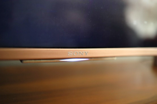 索尼kd-65u8g,家人和自己的追剧神器