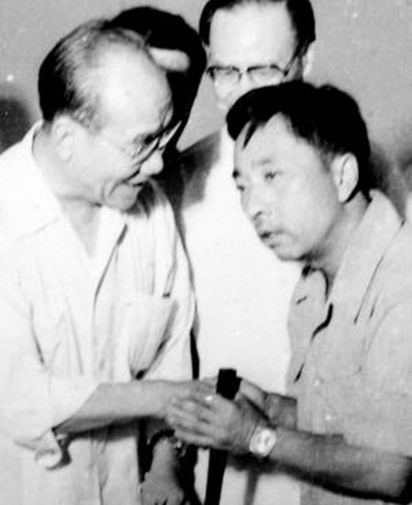 李伯祥"偷钱"听侯宝林的相声!师父赵佩茹训徒不成反被"涮"!