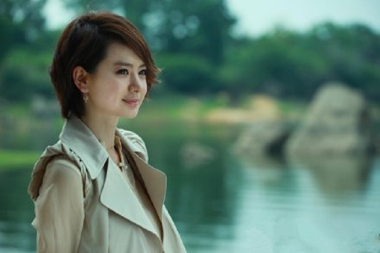 沐之晴,你的每一个侧影都那么美. 转载自百家号作者:迟来的鱼