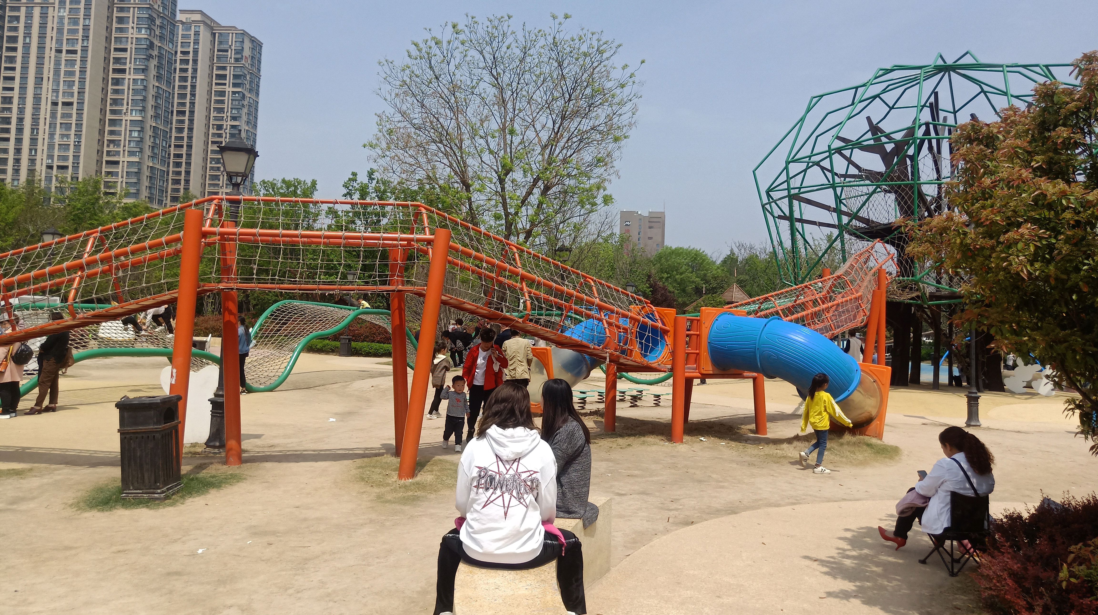 商丘神火大道,名门城游乐场,免费,免费,免费!