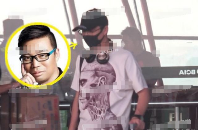 王迅懒理出轨传闻现身表情凝重,秒变低头族看手机打字似有心事