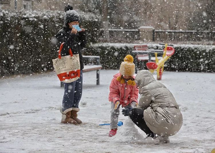 新京报记者 吴江 摄 根据多年的观剧经验,下雪是推动剧情发展的重要
