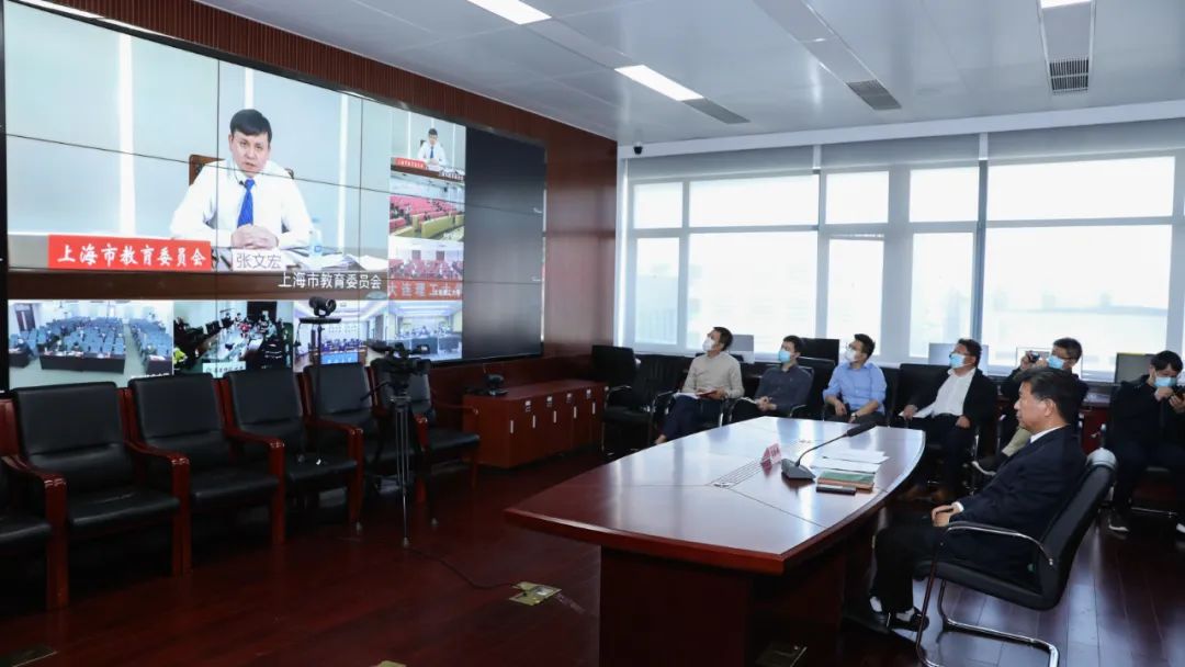 钟南山@信息量太大！钟南山、李兰娟、张文宏罕见“同台”，谈到这些问题