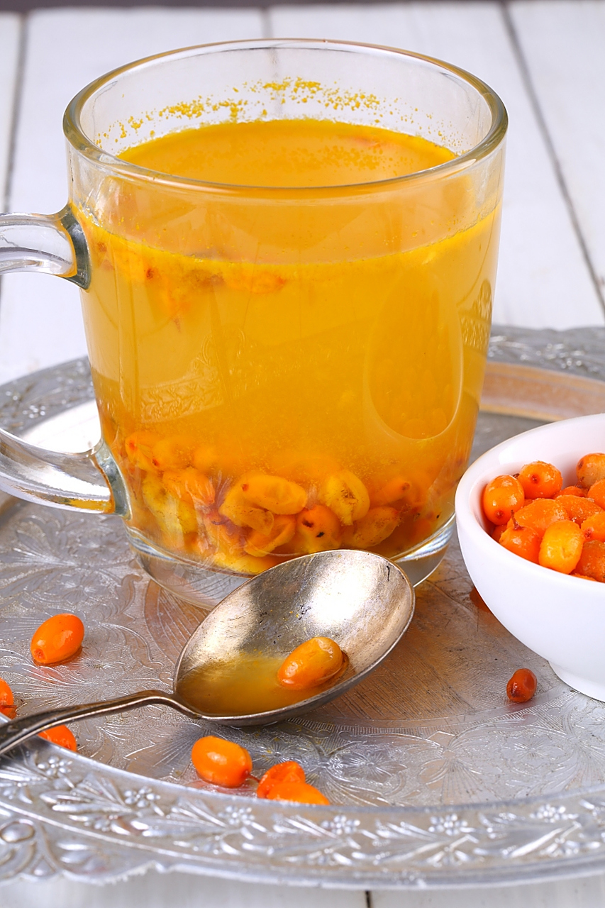 降压抗老药膳:芡实柚汁饮  【配方】芡实,柚汁,冰糖.  【制作】  1.