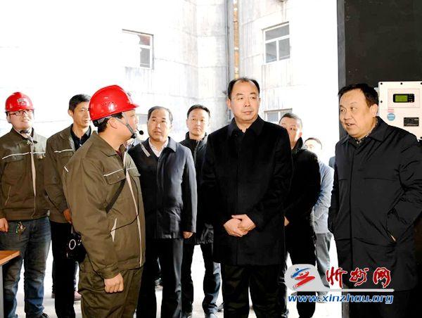 河曲县长任鸿宾检查安全环保森林防火工作