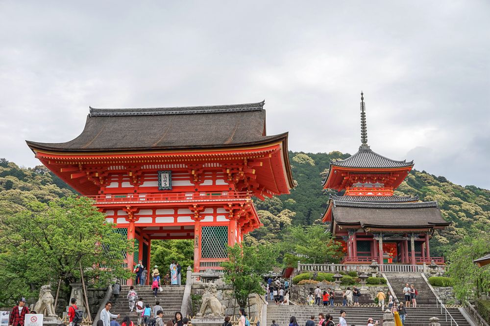 除了开封清明上河园,京都府清水寺,人气很高的旅游