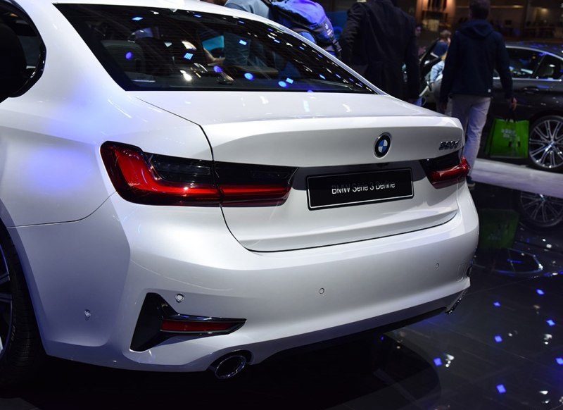 宝马3系(进口)的鉴赏,商务的气息,运动的氛围