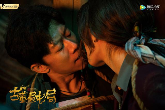 古董局中局:五百导演御用女星蔡文静,文武双全,烟烟最飒