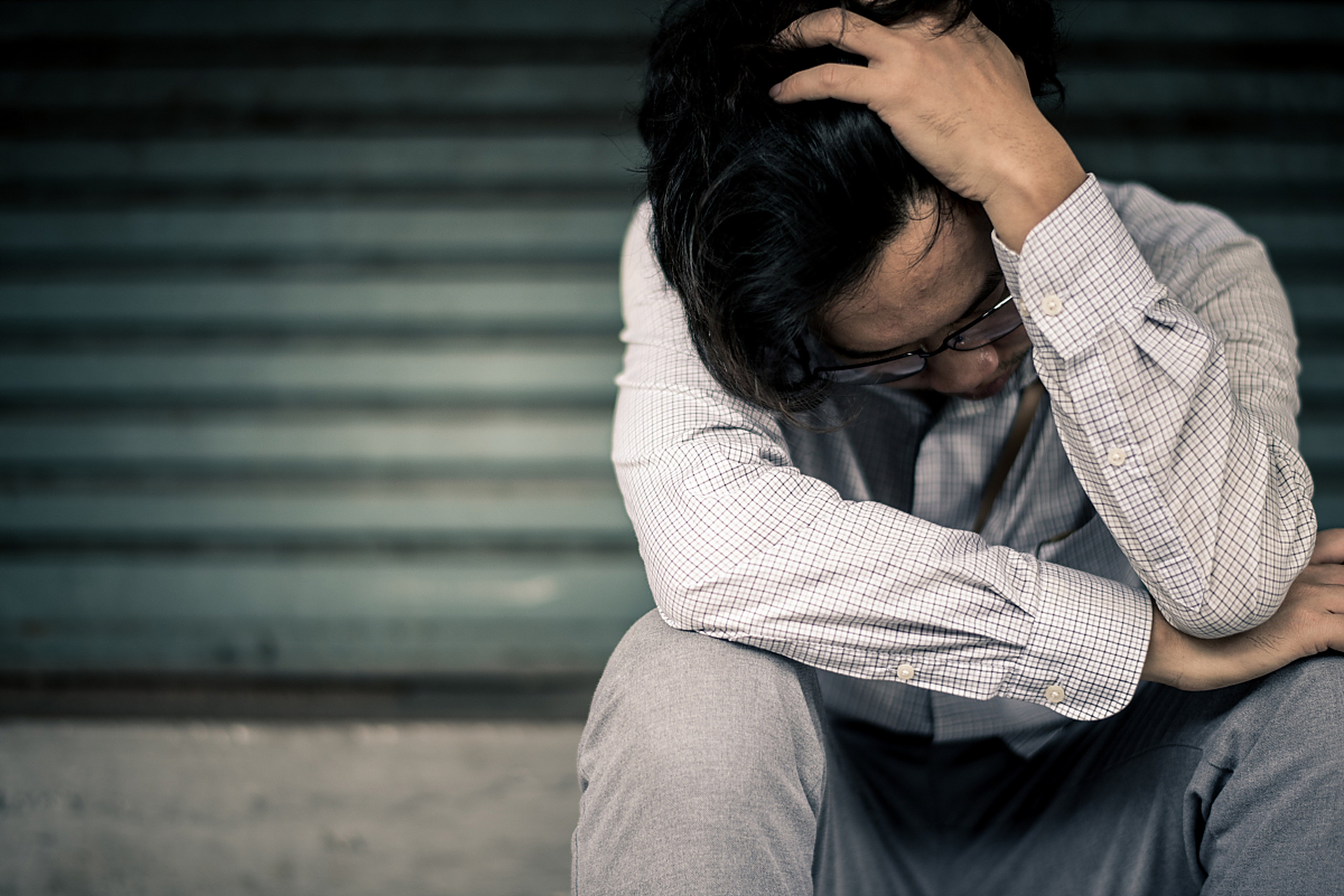 身上不胖 就肚子大 2.腰酸背痛 精神萎靡 3.睡眠不好 耳鸣多梦 4.