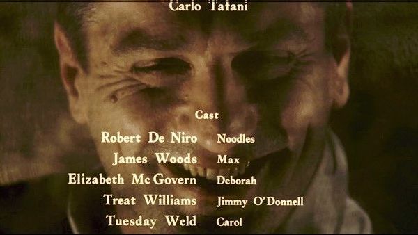 就像《美国往事》结尾德尼罗那个定格的诡异笑容,导演赛尔乔·莱昂内