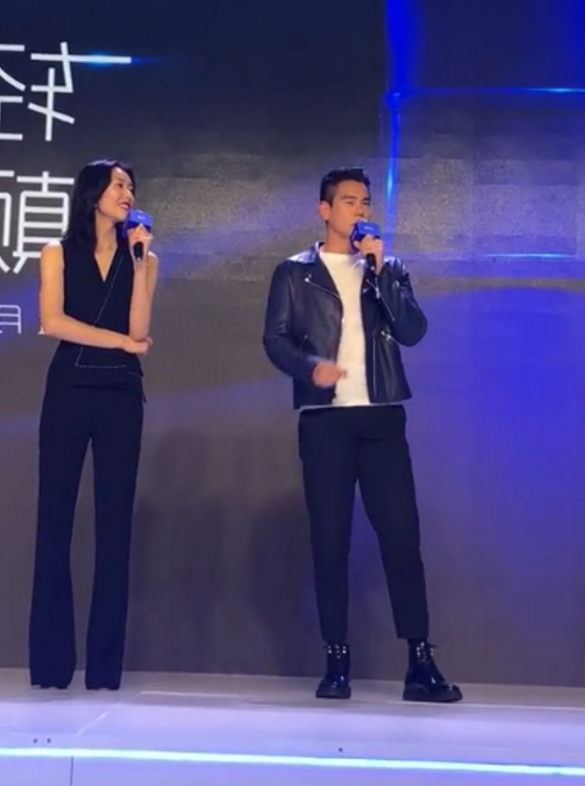 彭于晏,刘雯同框,网友:比彭于晏高了?