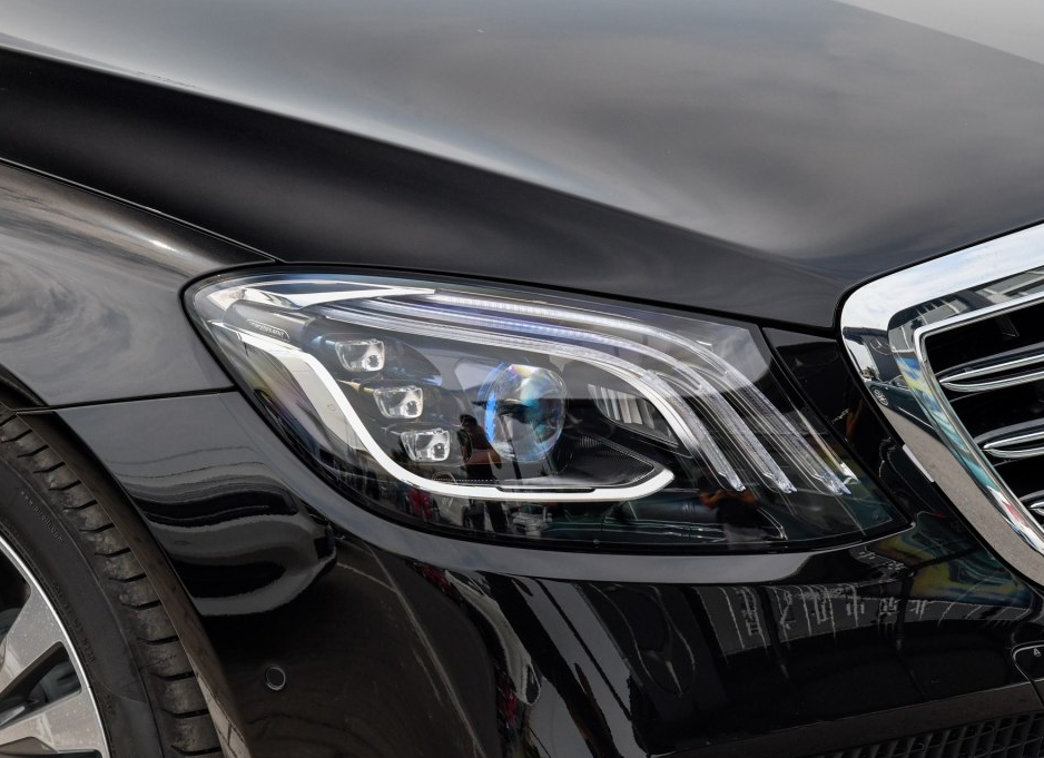 奔驰s级s350l豪华型的图解与欣赏,潮流的设计风格,回头率非常高