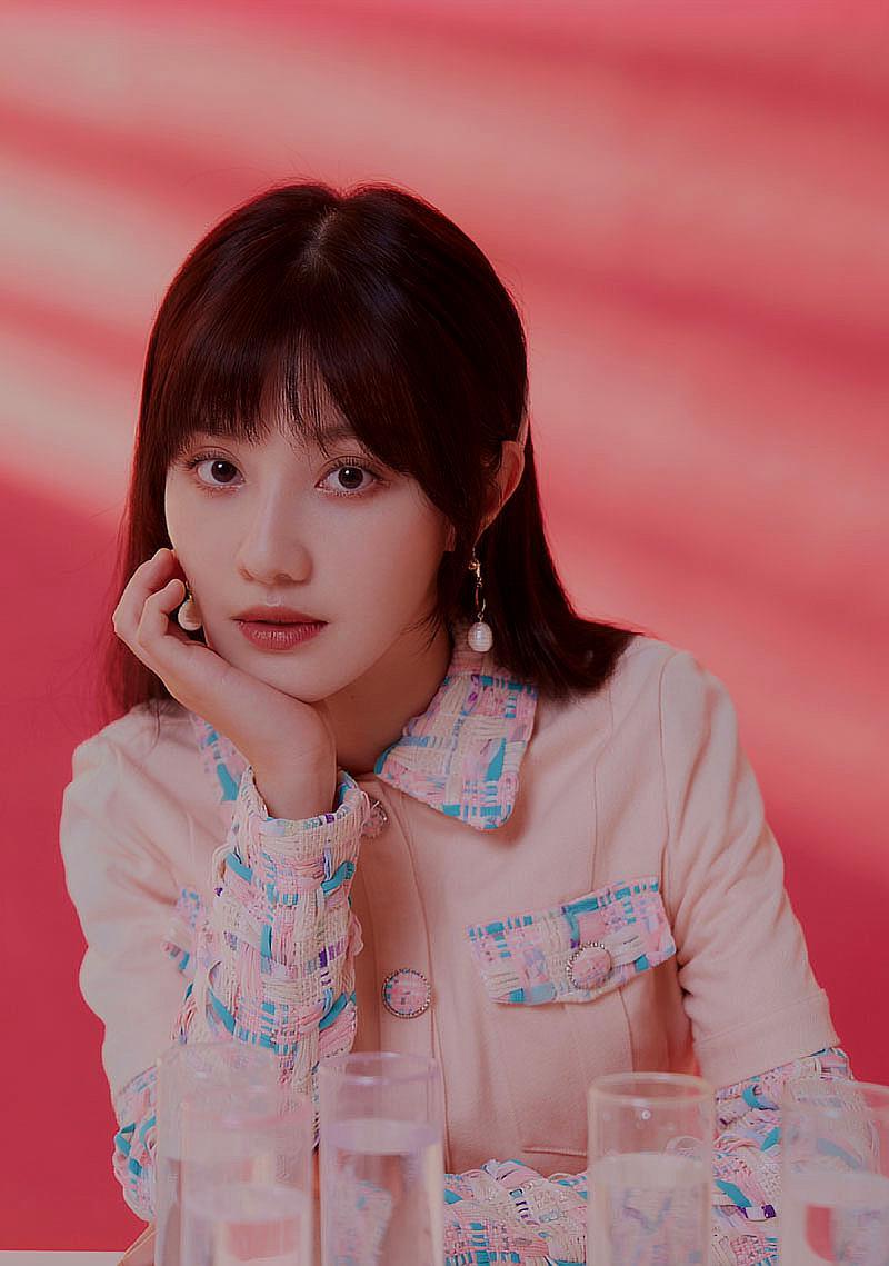 明星写真:清纯可爱,少女魅力——演员王鹤润