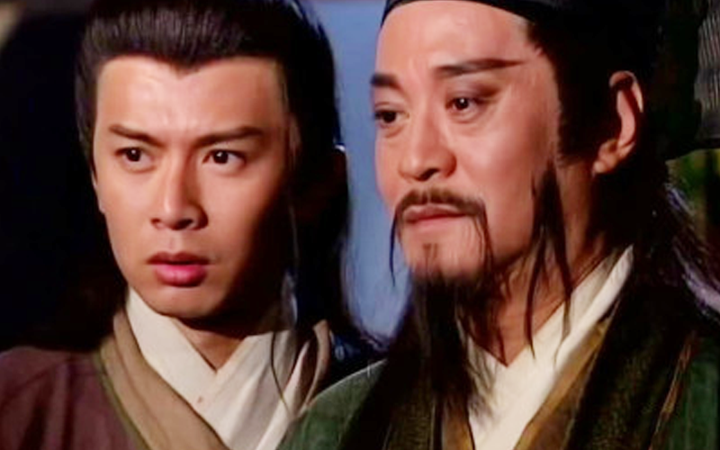 武功与余沧海旗鼓相当,见了岳不群就溜,他就是腹黑丑驼子木高峰