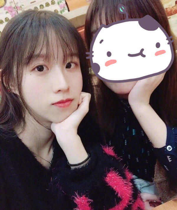 校花女神 她叫吴懿萦,97年,毕业于厦门一中,很清纯的女生