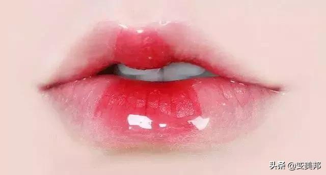 吻唇妆=咬唇妆?你的唇像极了被吻过的样子