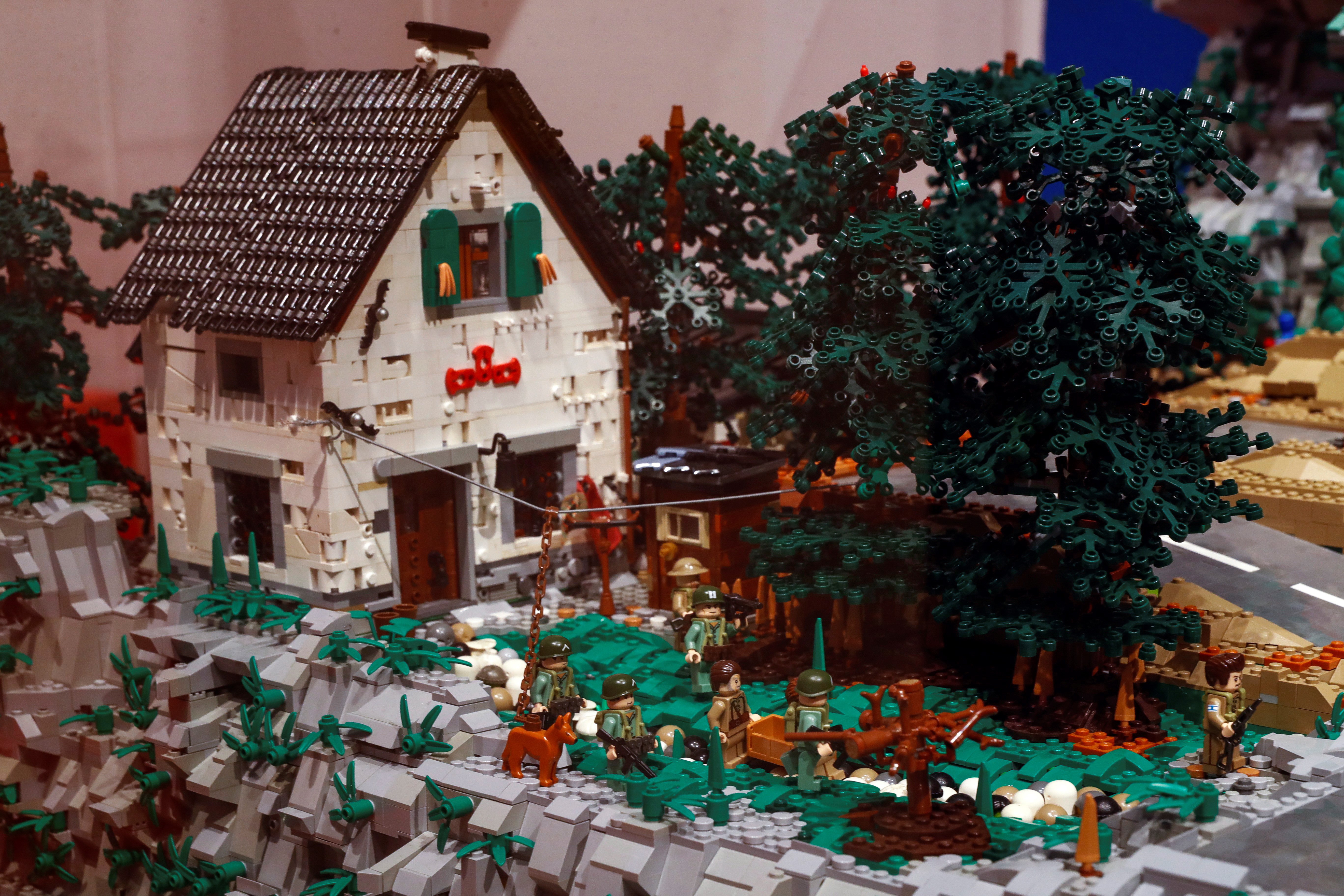 马德里举行乐高展览