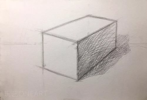 艺考优选美术生零基础学习素描几何体5:黑白灰运用明暗光影过渡