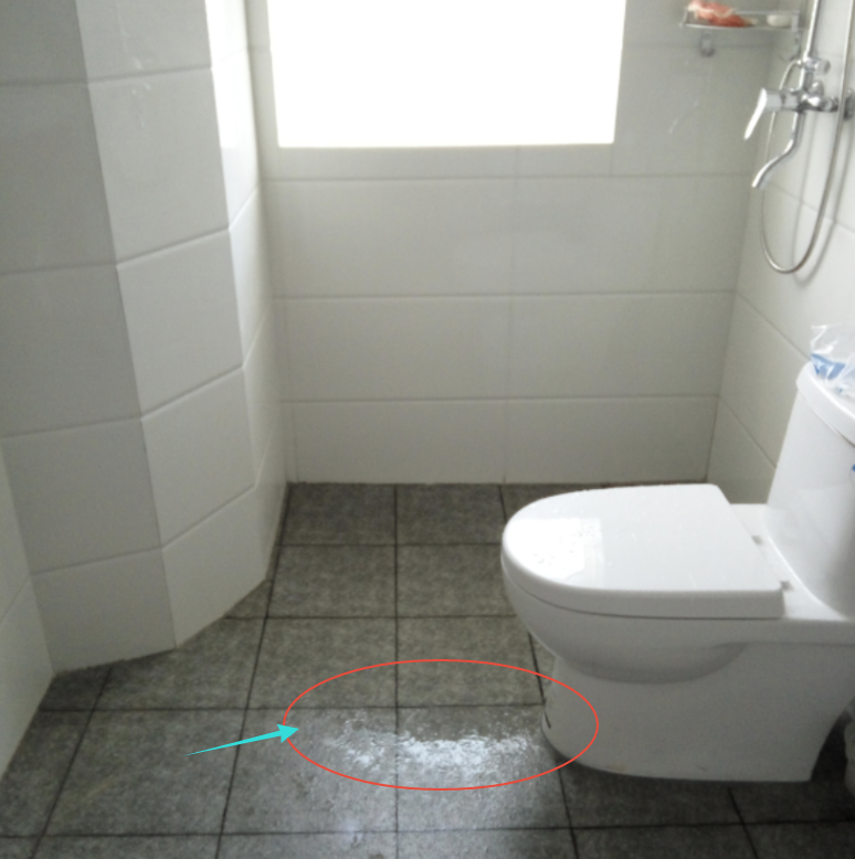 装修地板刚铺完,就"浮现"7个败笔,连返工都困难,教训啊!