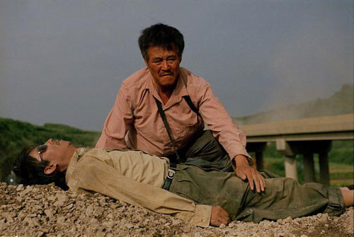 落叶归根:喜剧小品知名人物,演了一部喜剧电影,却让人看哭了!