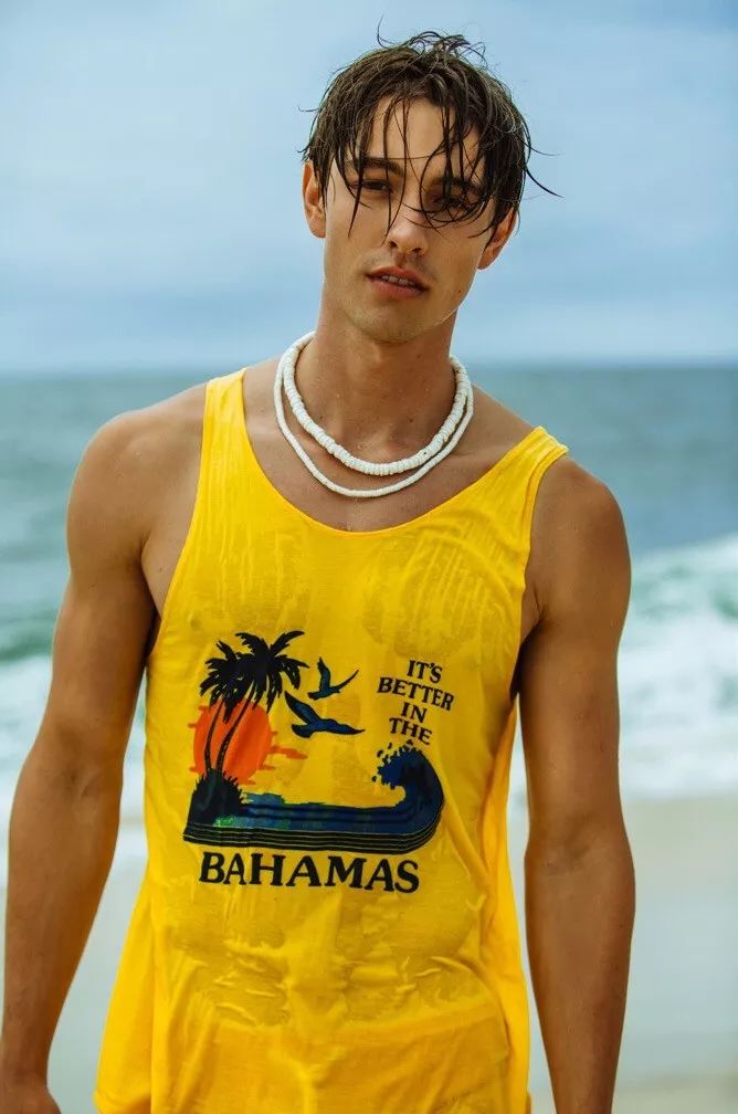 美国小鲜肉《phillip mayberry》,俊美外貌加上炸裂骚肌