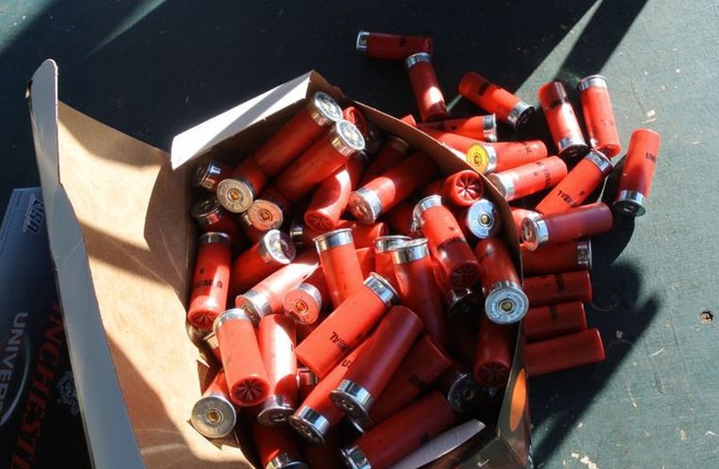 这些武器被全球禁用,最后一个造成的伤口短时间难以复合而禁用