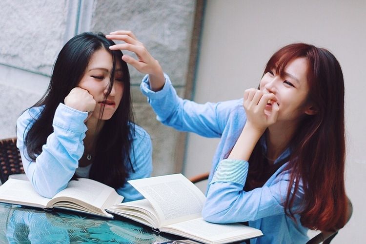 如果女人对你做出这四件事,别犹豫,她已经是你的人了