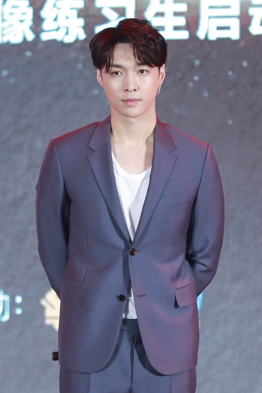 张艺兴的咖位大概在什么水平?