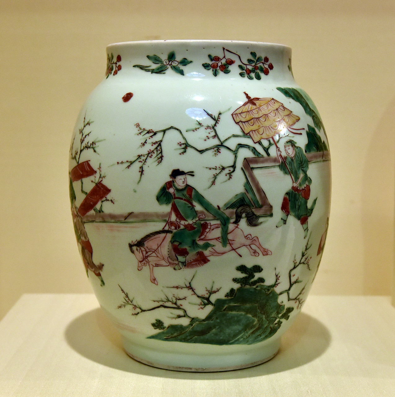 铜官窑清代缸有釉彩缸,青花缸,仿古铜缸和人物故事缸等多个品种,各具