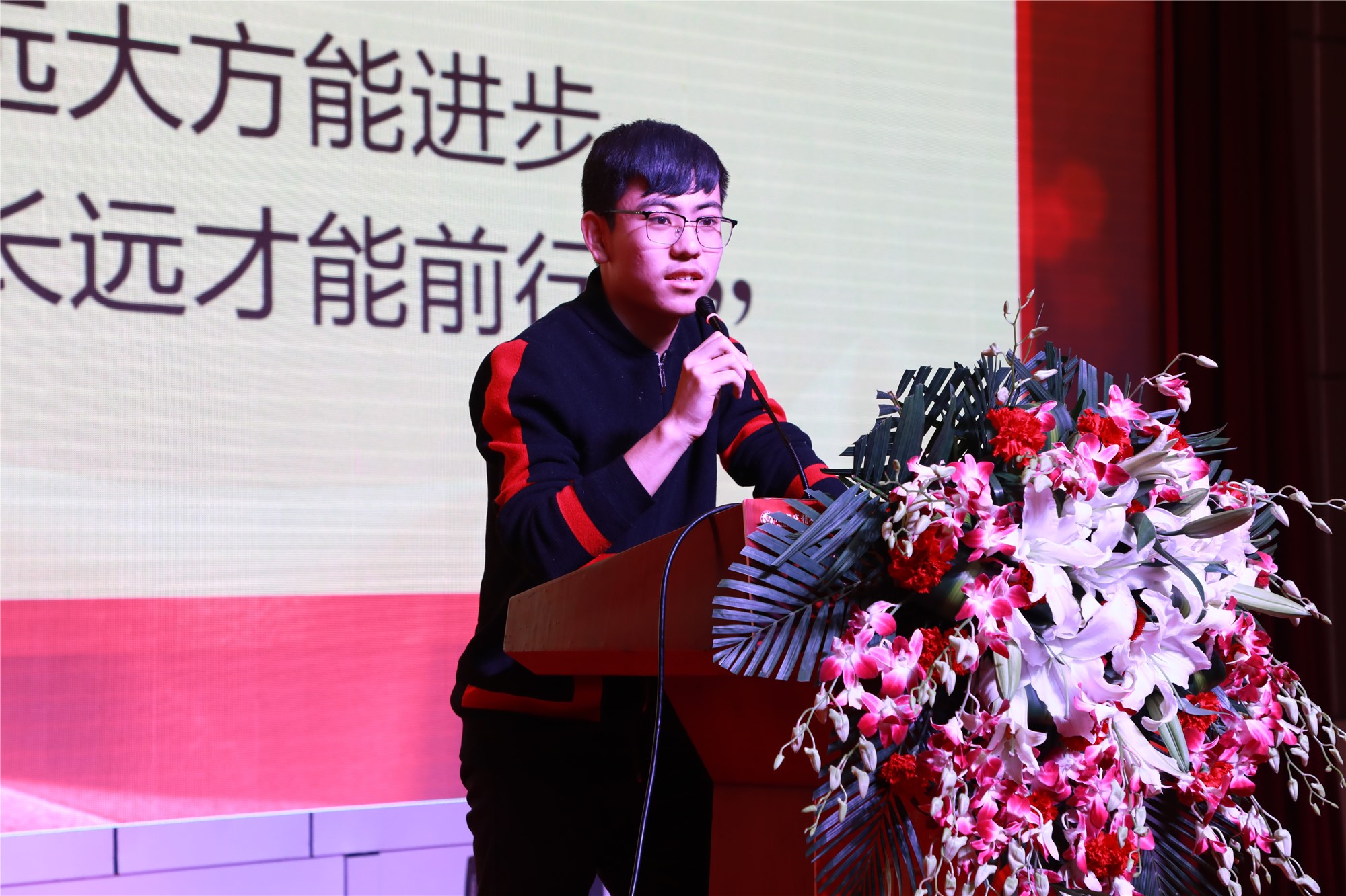 哈尔滨工业大学李奕豪 活动中,毕业于石家庄精英中学的河北省