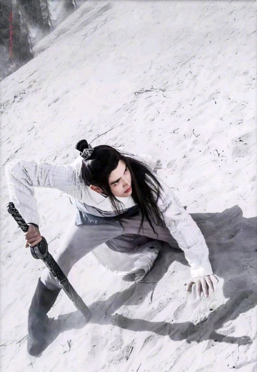 《皓衣传》官宣,网友:下一个肖战王一博?