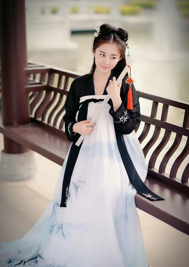 喜欢汉服的女孩子都是瑰宝.
