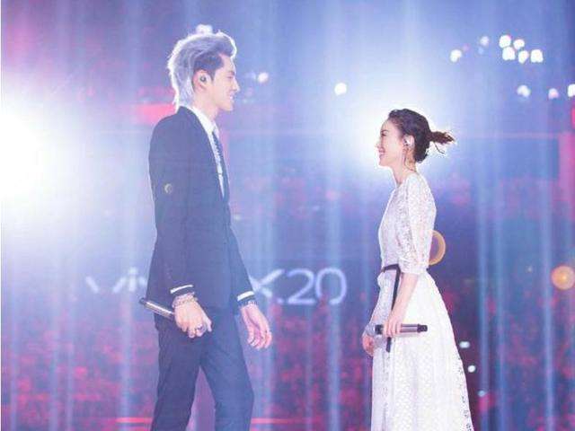 吴亦凡和赵丽颖合作的歌曲