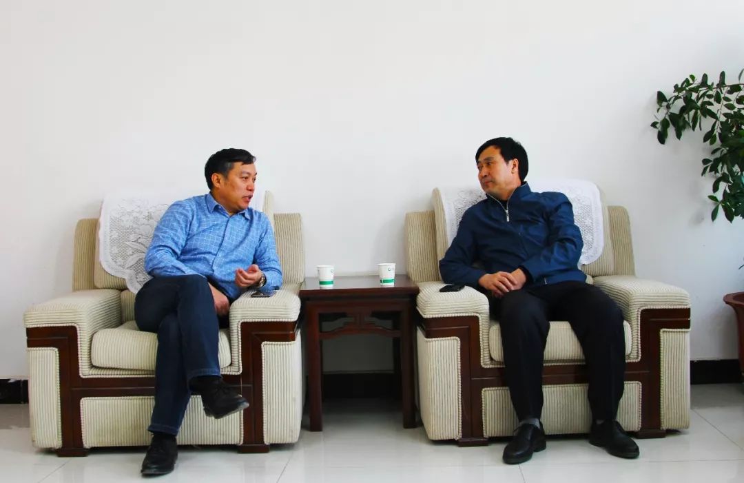 「公司要闻」上官书民与彭刚会谈