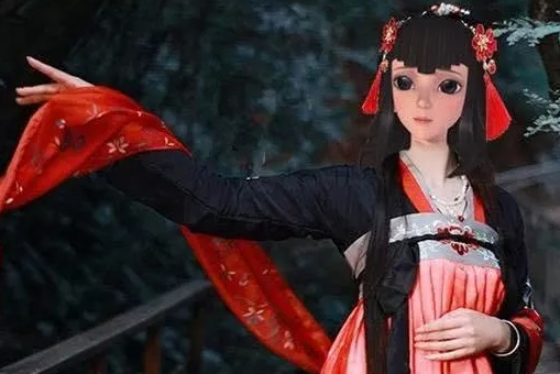 叶罗丽:当主角们穿上古装,齐娜端庄优雅,冰公主很惊艳!