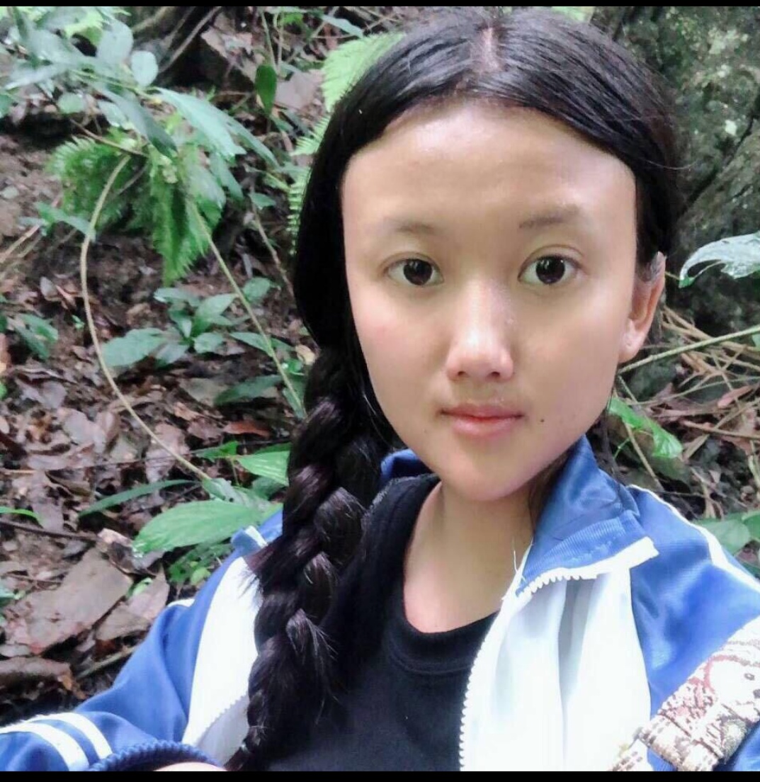 抖音上那个大山里晒土特产的女孩淋可可,你知道我在偷偷羡慕你吗