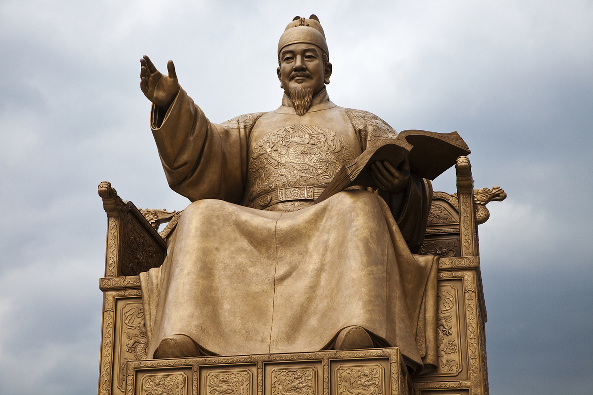 李世民,唐朝时期的杰出政治家,他的善纳谏言被誉为千古佳话.