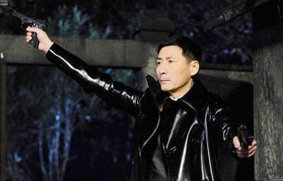 燕双鹰经典语录:我会让你看到自己的脑浆 要站在敌人的背后