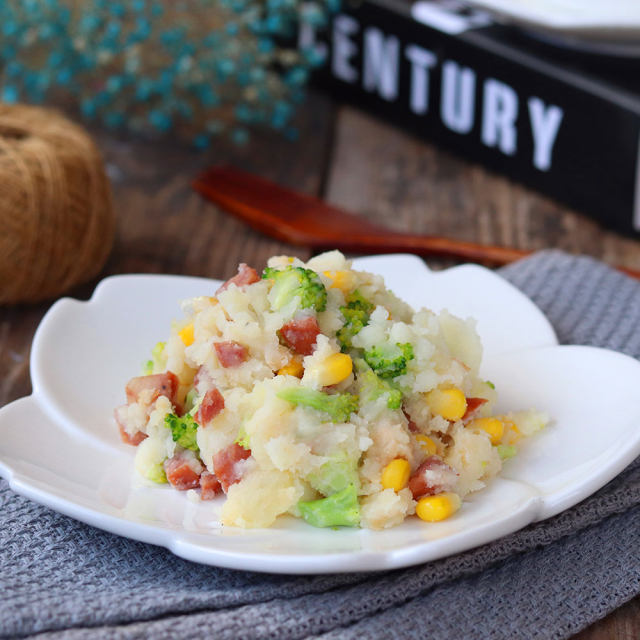 牛肉肠土豆泥,味道不输肯德基,3块钱做好几份!